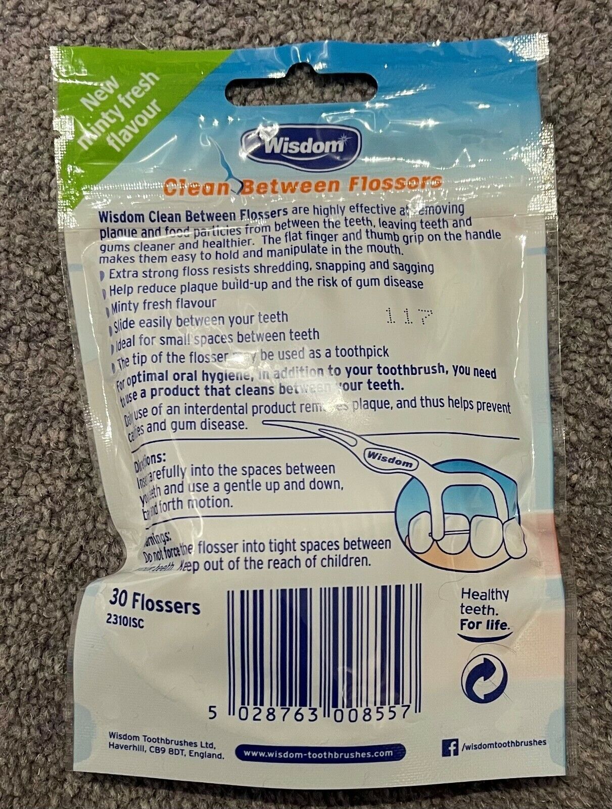 Wisdom Clean Between Flosser Extra Strong Floss Minty - 30 Flossers x 2 packs